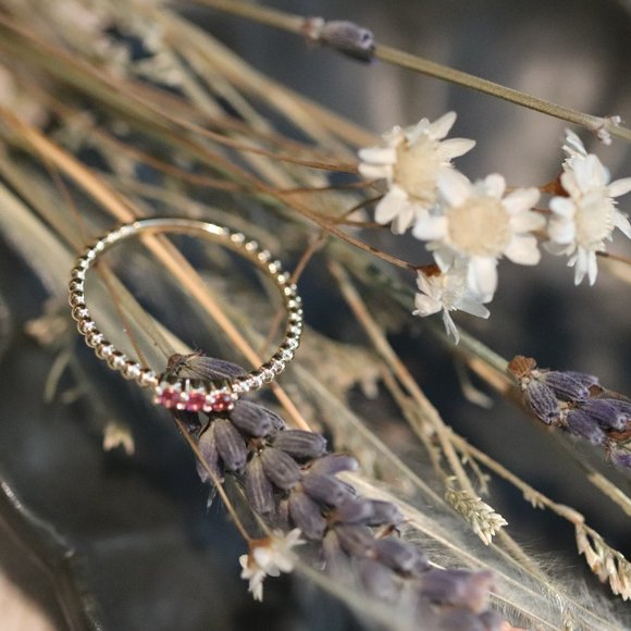 Passionate Delight - Pink tourmaline gemstone trio ring - Picture 4 of 10